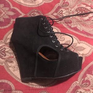 Black wedge sandal